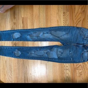 RIPPED JEANS OLD NAVY